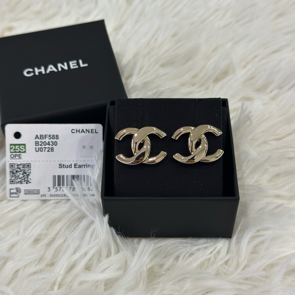 Chanel CC Stud Gold Earrings